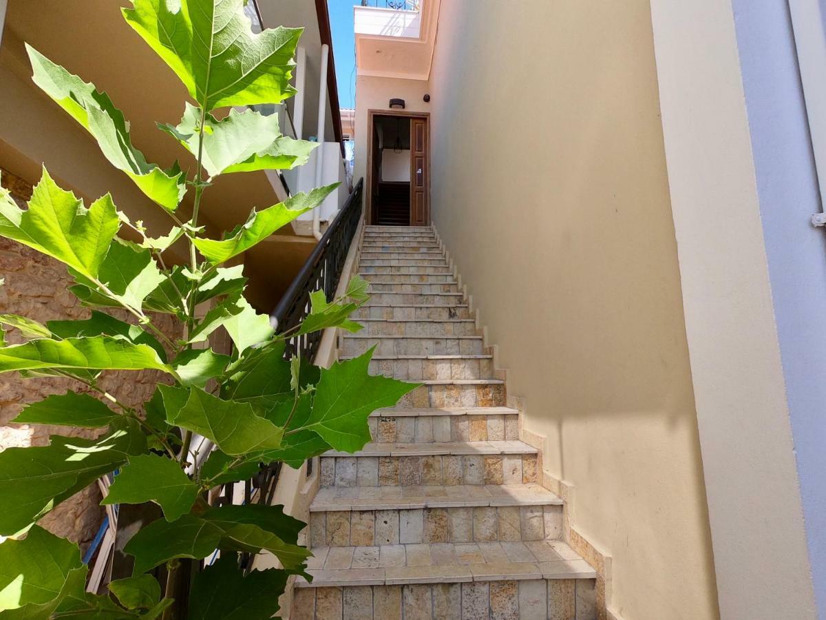 Guesthouse 1932 Himare Exterior photo